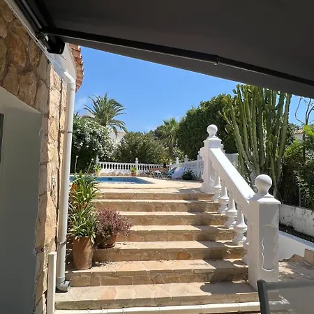 Mercedes Pool&5 Bdrm Villa Ifach