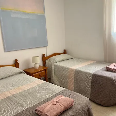 Villa Mercedes Pool&5 Bdrm *